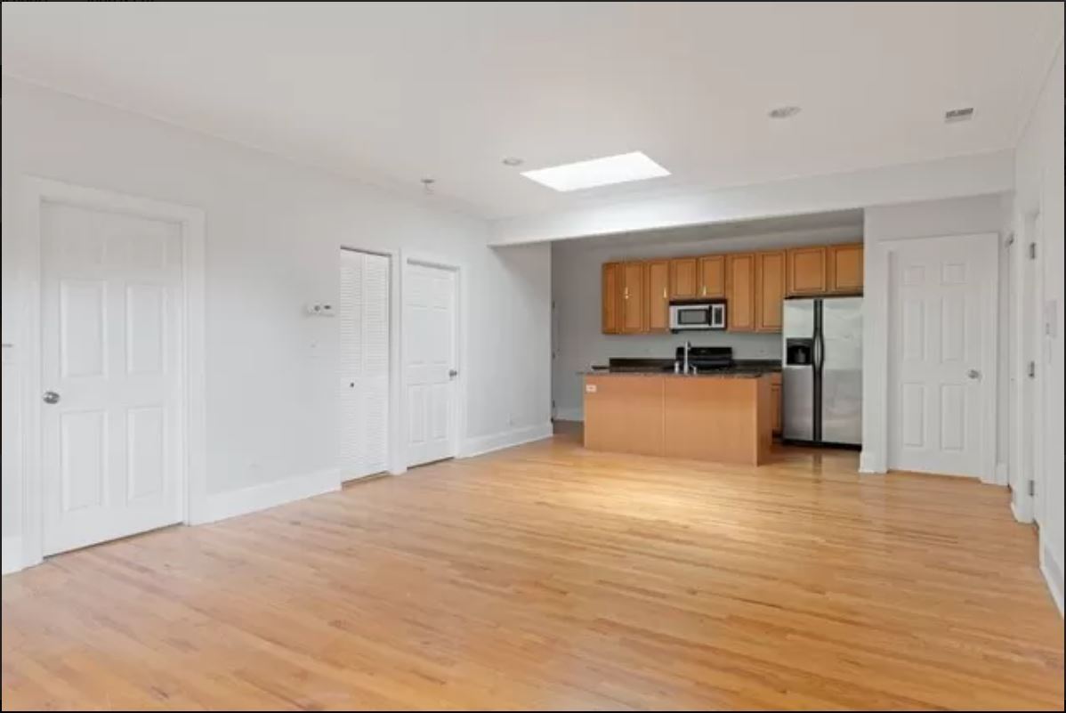 Dining Room / Kitchen Area - 1136 W Pratt Blvd
