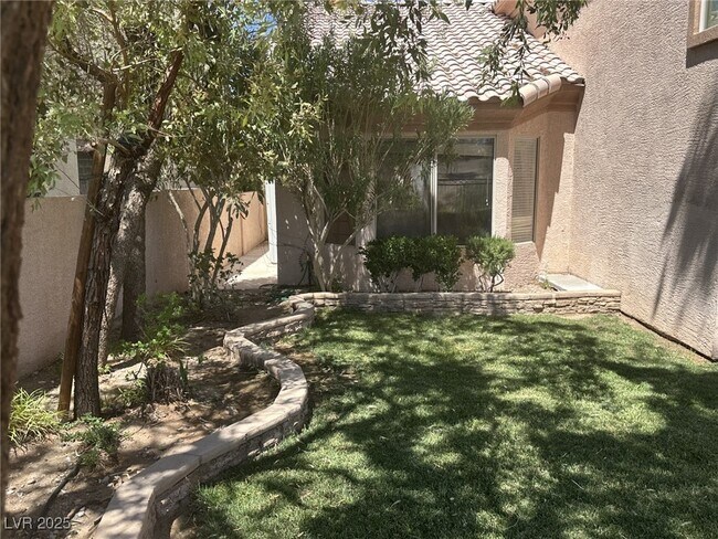 Building Photo - 141 Cliff Valley Dr