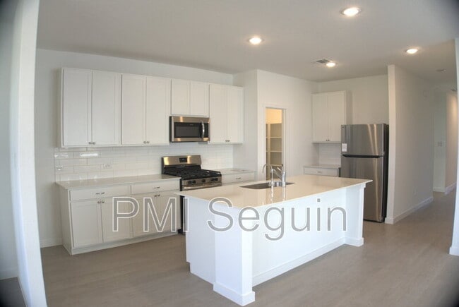 Building Photo - 8965 Gila Rdg