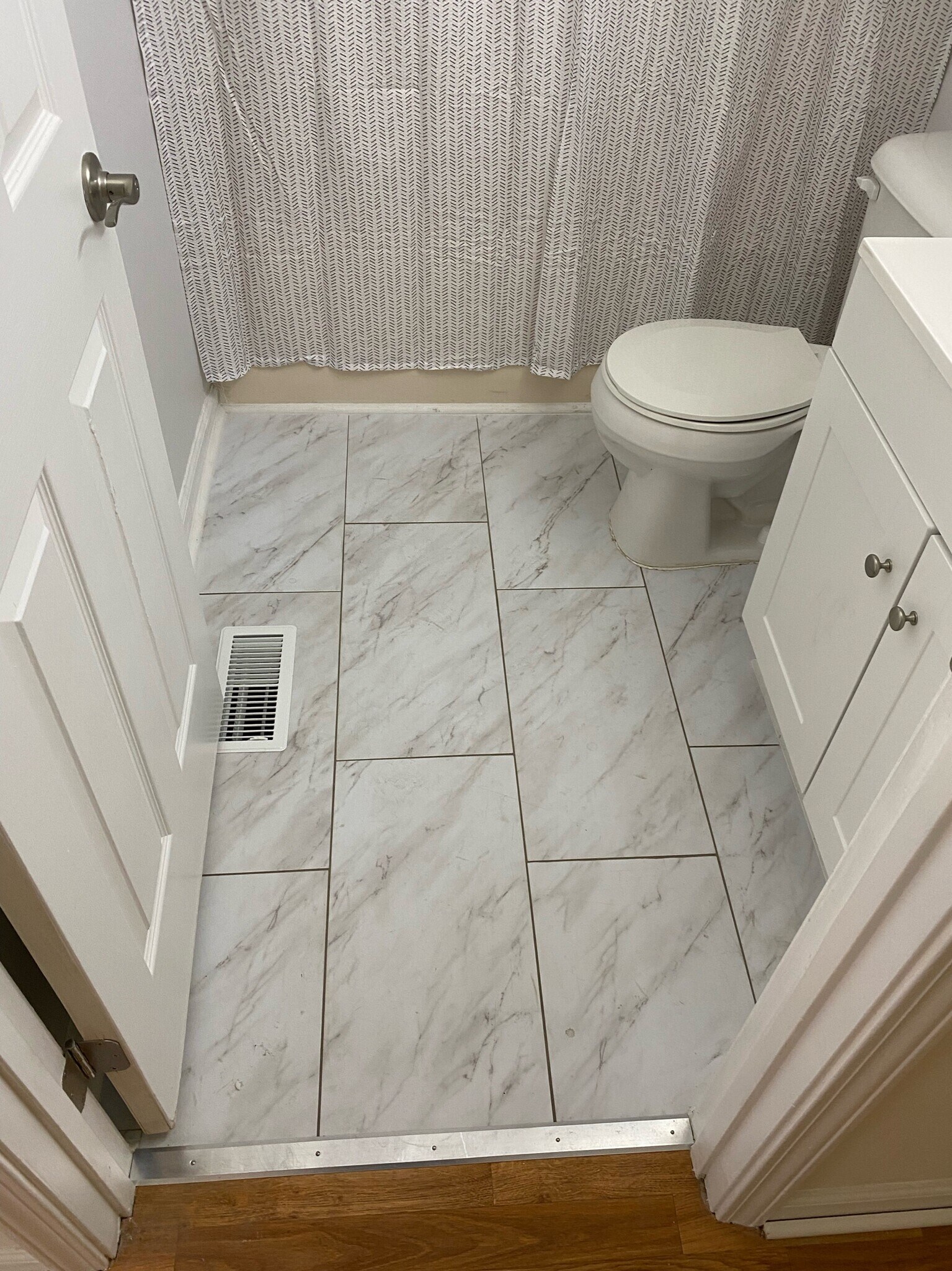 Building Photo - 1391 15th Ave NE