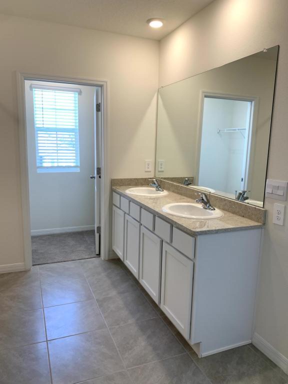 Building Photo - 17626 Canopy Pl