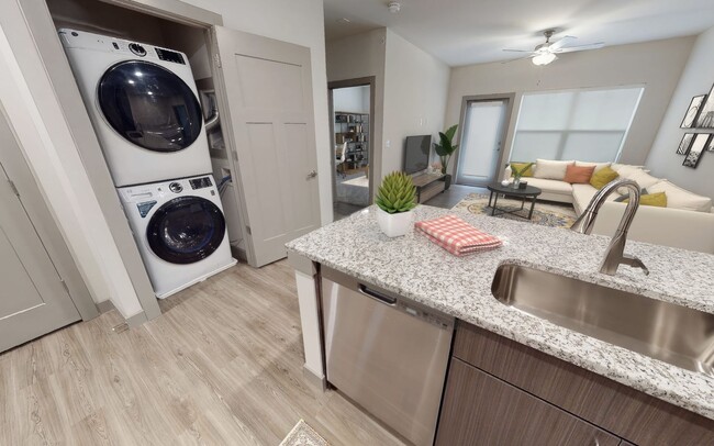 Building Photo - Lombardy | 2 Bed 2 Bath | 1100 sf
