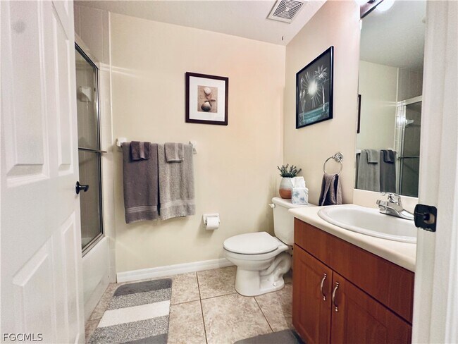 Building Photo - 1133 Van Loon Commons Cir