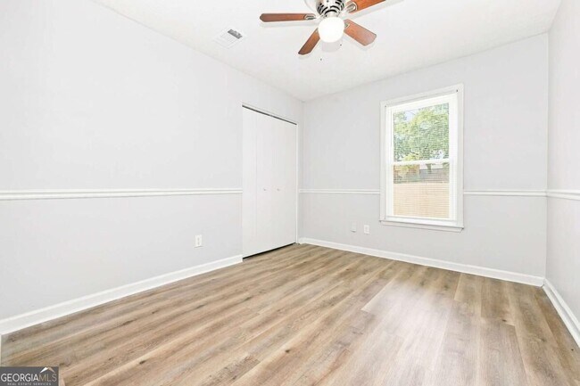 Building Photo - 5611 La Fleur Trail