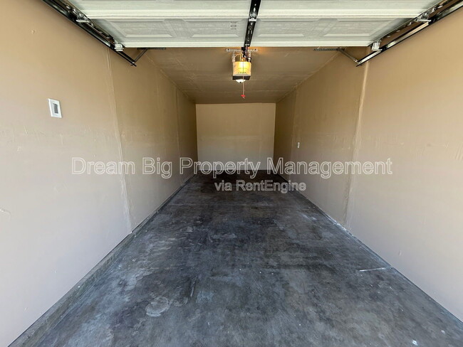 Building Photo - 3661 Wilbur St