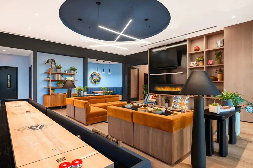 Building Photo - 200 Spring Garden St