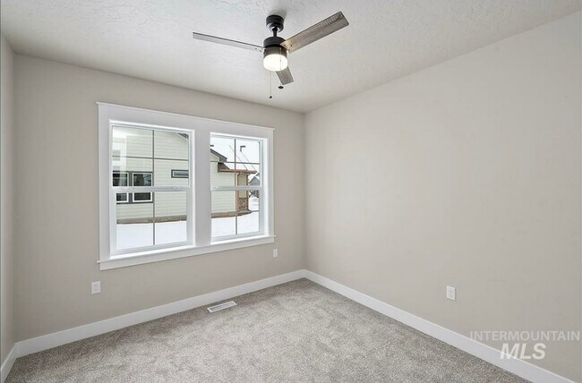 Building Photo - Beautiful Custom Single Level Boise Home A...