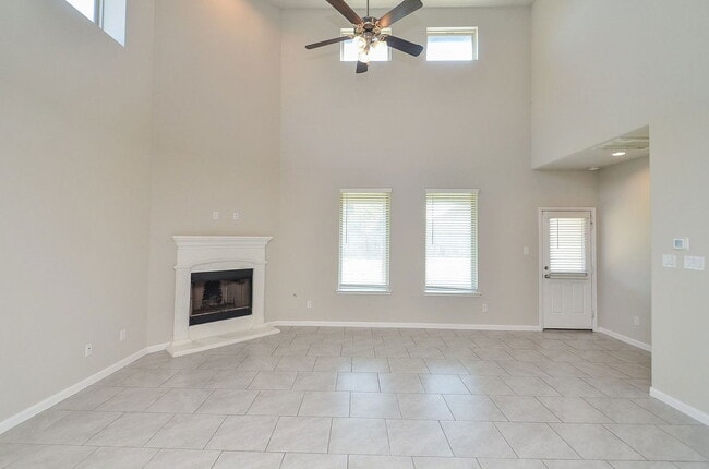 Building Photo - 4015 Prairie Landing Ln