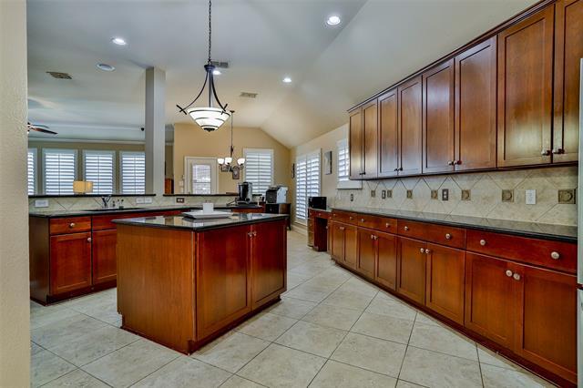 Building Photo - 3513 Oliver Dr