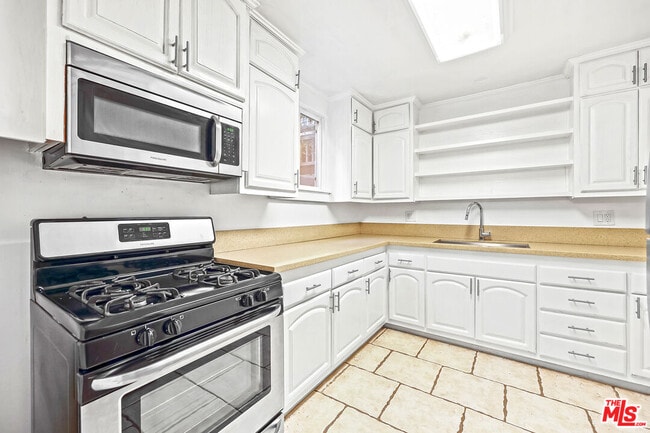 Building Photo - 11423 Sunshine Terrace