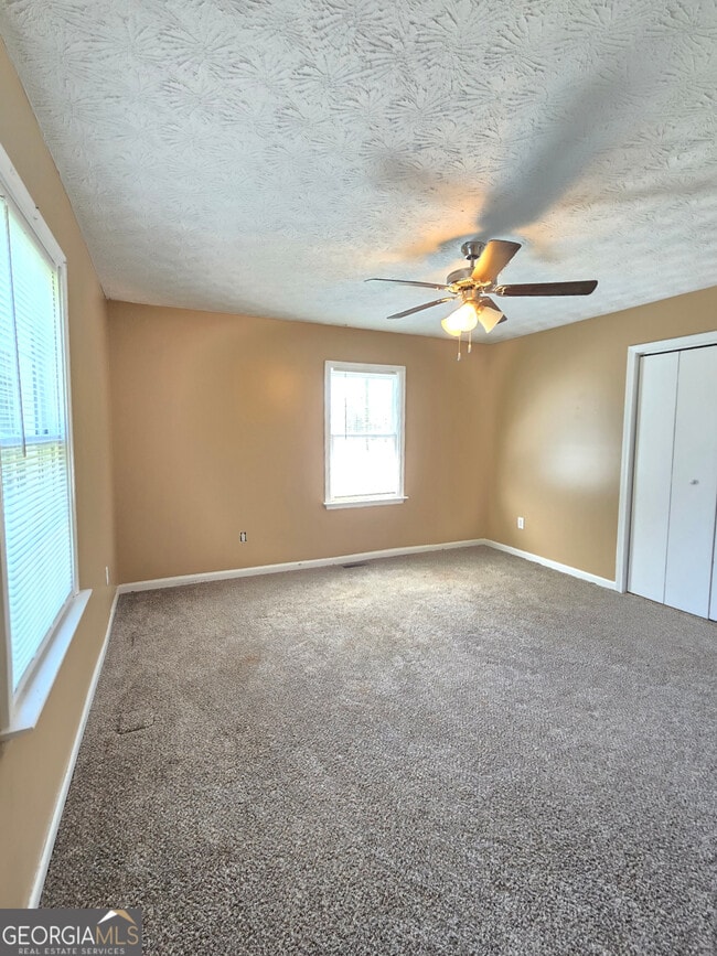 Building Photo - 321 Thomas Dorsey Dr