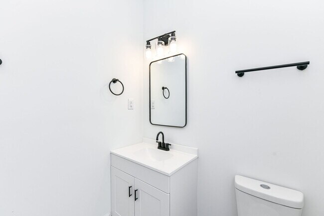 Building Photo - 3111 N Capitol Ave