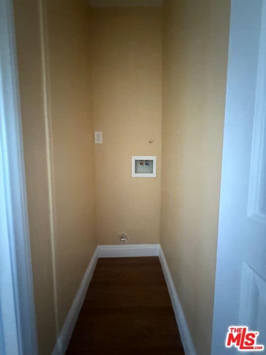 Building Photo - 7632 Kraft Ave