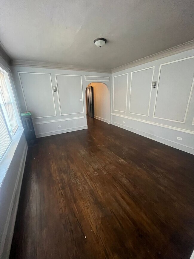 Building Photo - 7346 S Phillips Ave