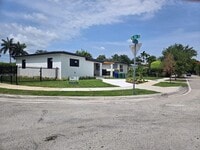 Building Photo - 5152 SW 6th St