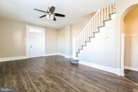 Building Photo - 5416 Thomas Ave