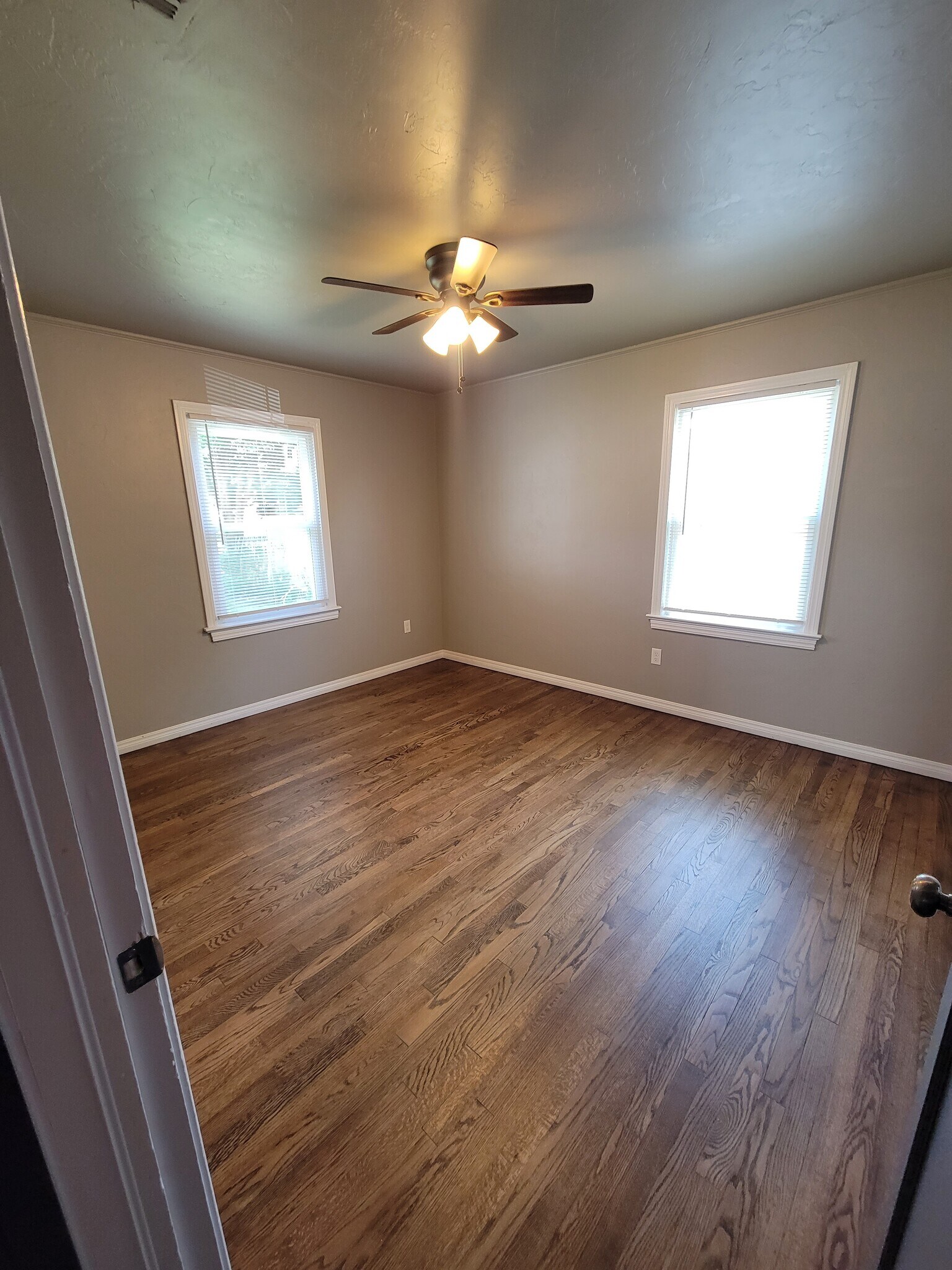 Bed #3 - 504 N Marshall Dr