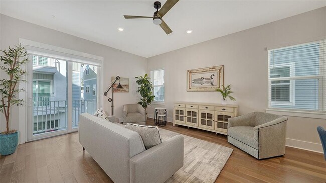 Building Photo - 512 Laurel Pk Dr