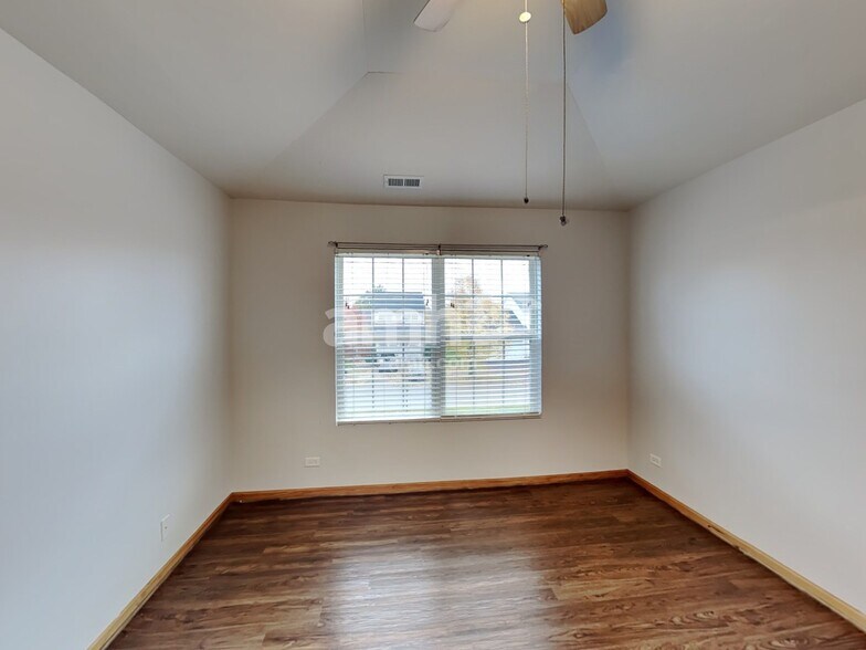 Building Photo - 509 Rebecca Ln