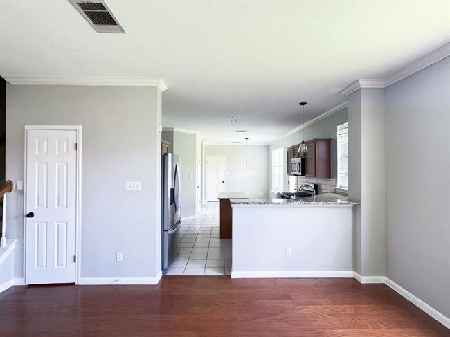Building Photo - 208 Desert Highlands Trail