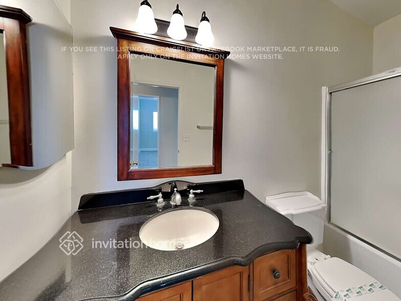 Building Photo - 22842 White Pine Pl