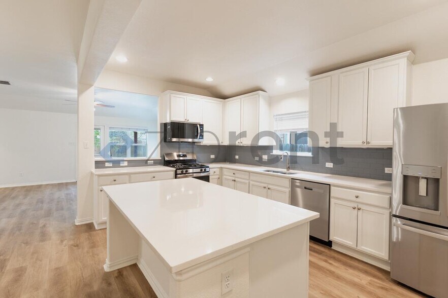 Building Photo - 232 Strawberry Blonde Dr