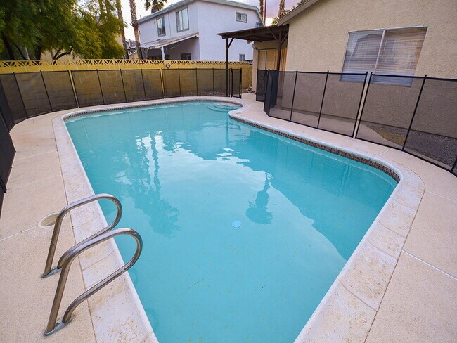 Building Photo - 4712 Ashbrook Pl