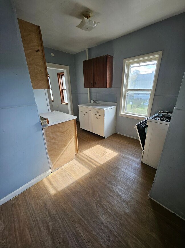 Building Photo - 1624 Myrtle St