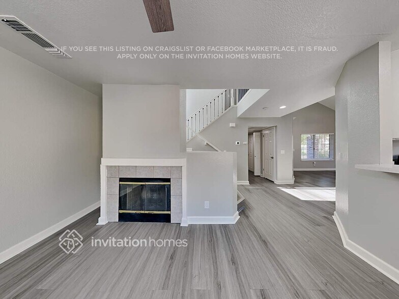 Building Photo - 4052 Tawny Meadow Way