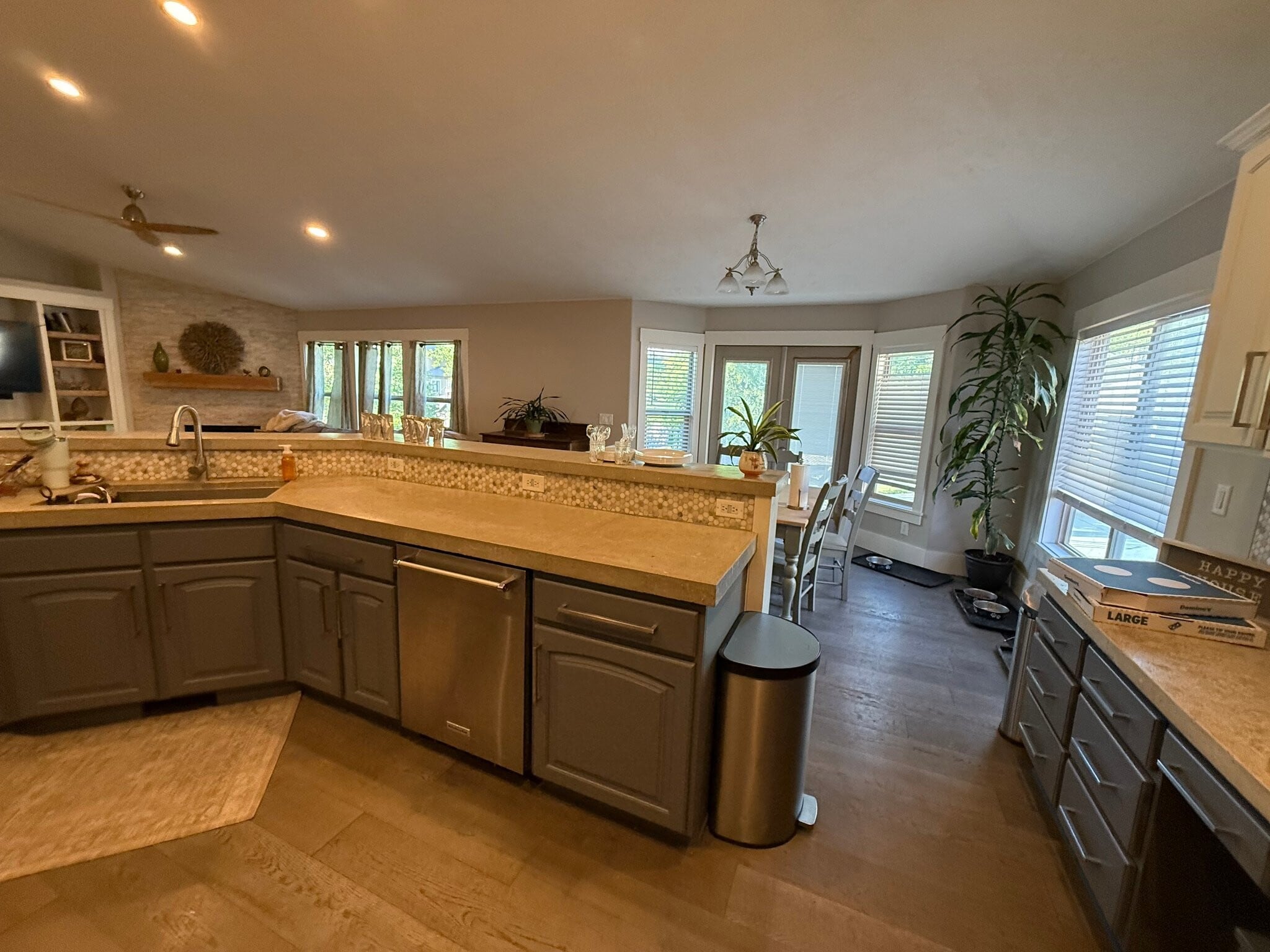 Building Photo - 2152 Aspen Wood Loop W