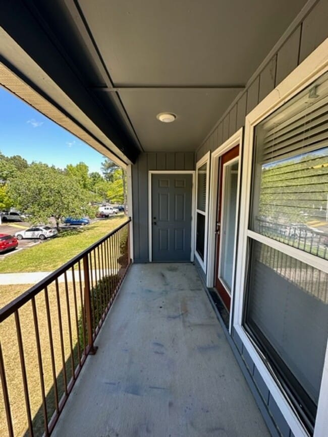 Building Photo - Lovely 2 Bed, 2 Bath Condo in Karen Lakes