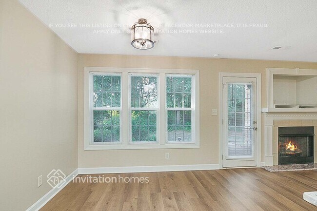 Building Photo - 45 Dawn Ave