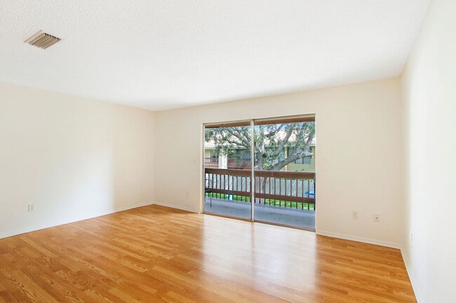 Building Photo - 3461 Clark Rd