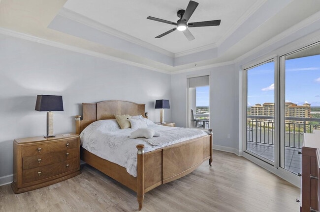 Building Photo - 725 Gulf Shore Dr