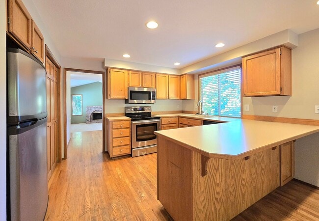 Building Photo - Bothell Home In Perfect Location!
