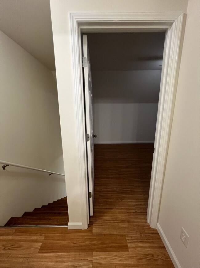 Building Photo - Home for rent