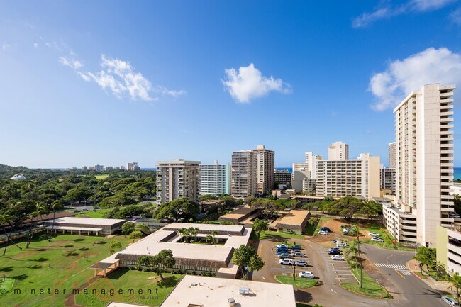Building Photo - 2600 Pualani Way