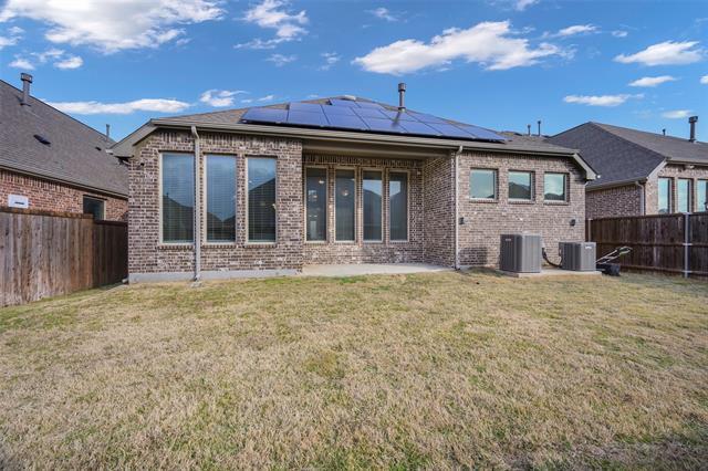 Building Photo - 8226 Blumelia Dr