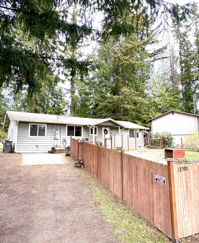 Building Photo - 13590 NW Coho Run