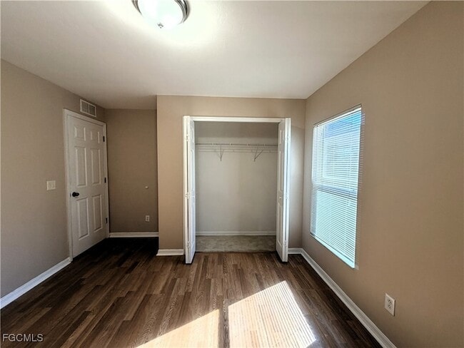 Building Photo - 1710 NW 17th St