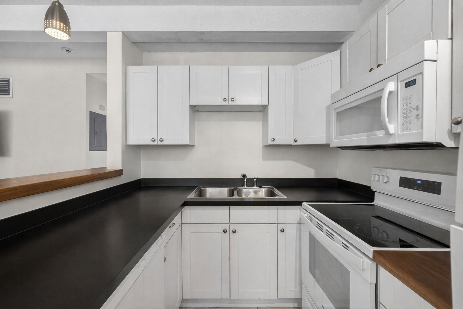 Building Photo - 206 Inlet Way