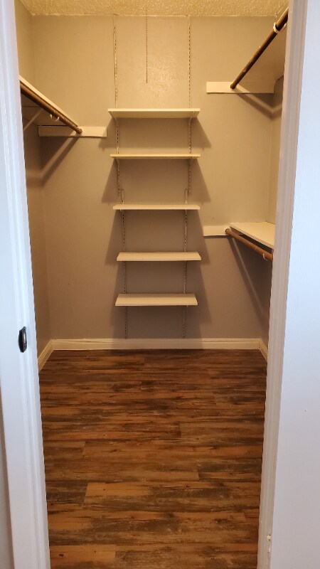 Building Photo - 15 E Mountain Ln