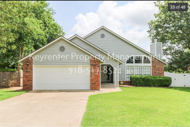 Building Photo - 3 Bed 2 Bath South Tulsa with Pool, Jenks Schools