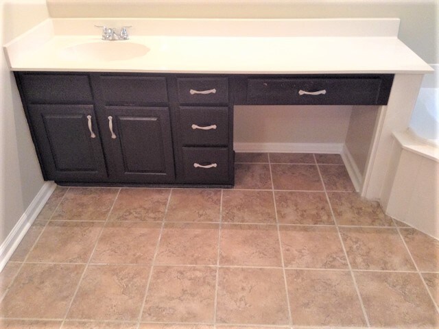 Building Photo - 5909 Bearoak Ln