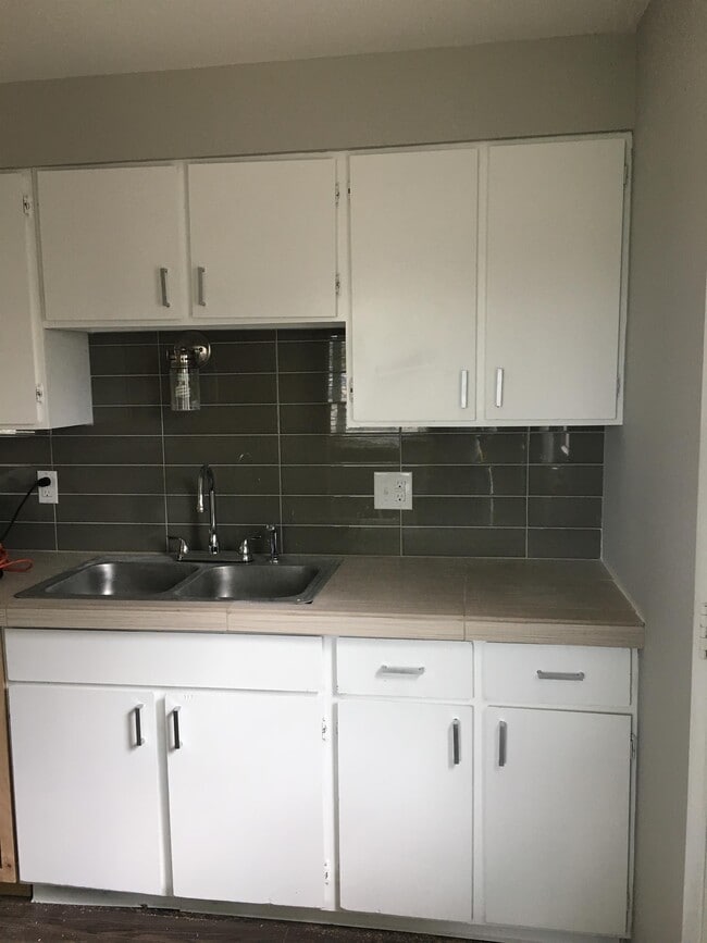 Building Photo - 4858 Garrison St