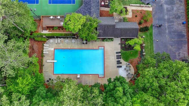 Building Photo - 478 Guilford Cir
