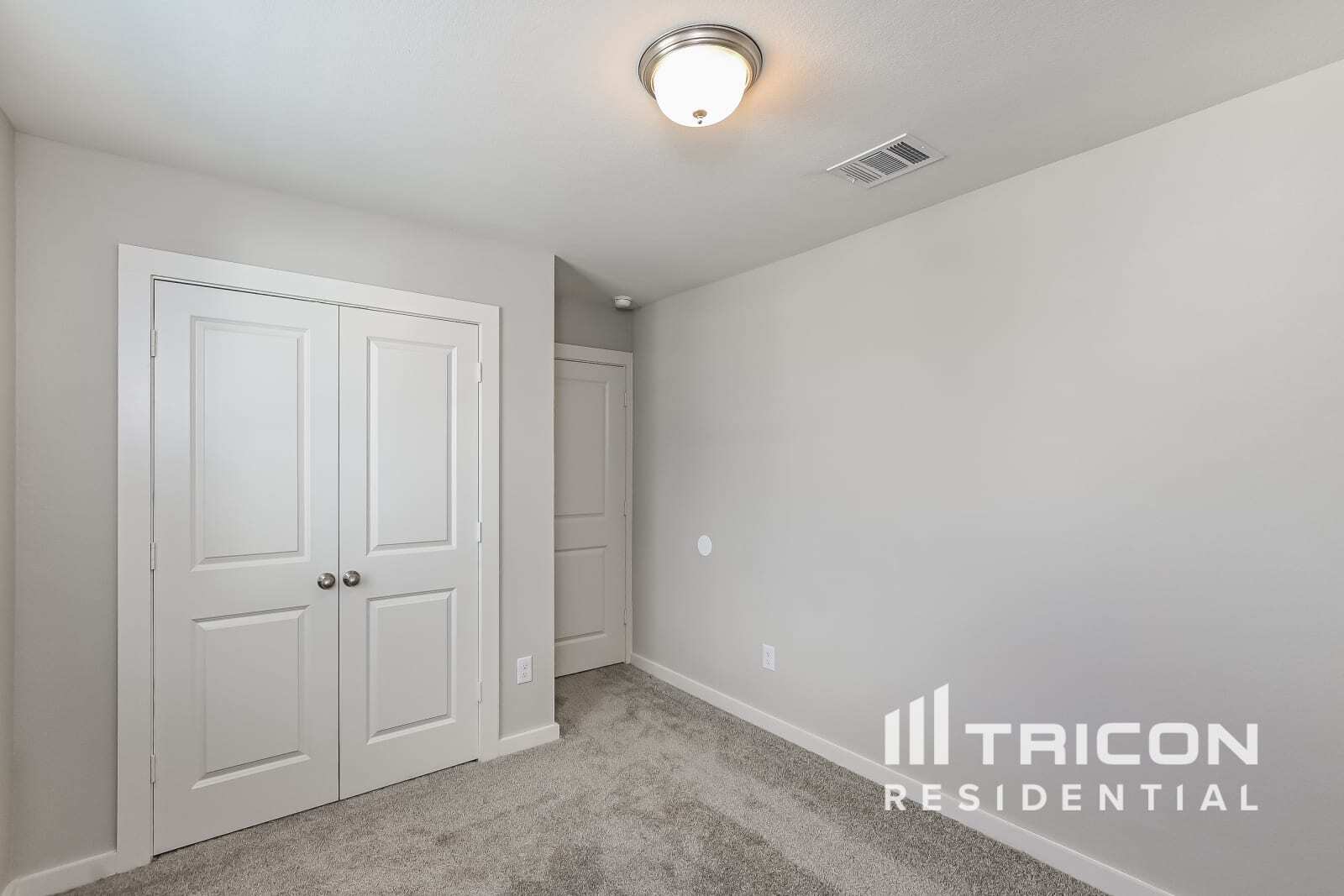 Building Photo - 22811 Terrazzo Dr