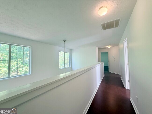 Building Photo - 2700 Woodbine Hill Way NW