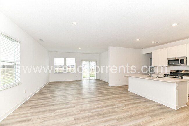 Building Photo - Available Now