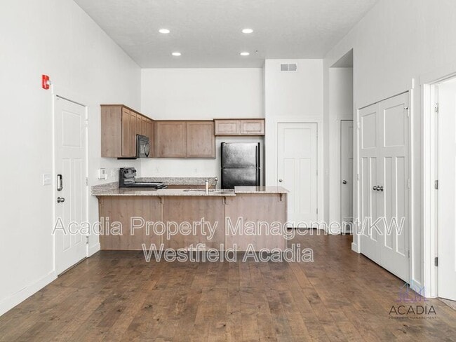 Building Photo - 166 W 1000 S